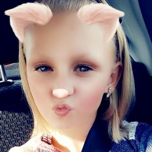 Meet your Posher, Tara